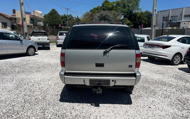 imagem-https://www.socarrao.com.br/sc-vehicle-images-prod/4401315/1792695695415-8565873_8_B_eb3a3116d7.jpeg