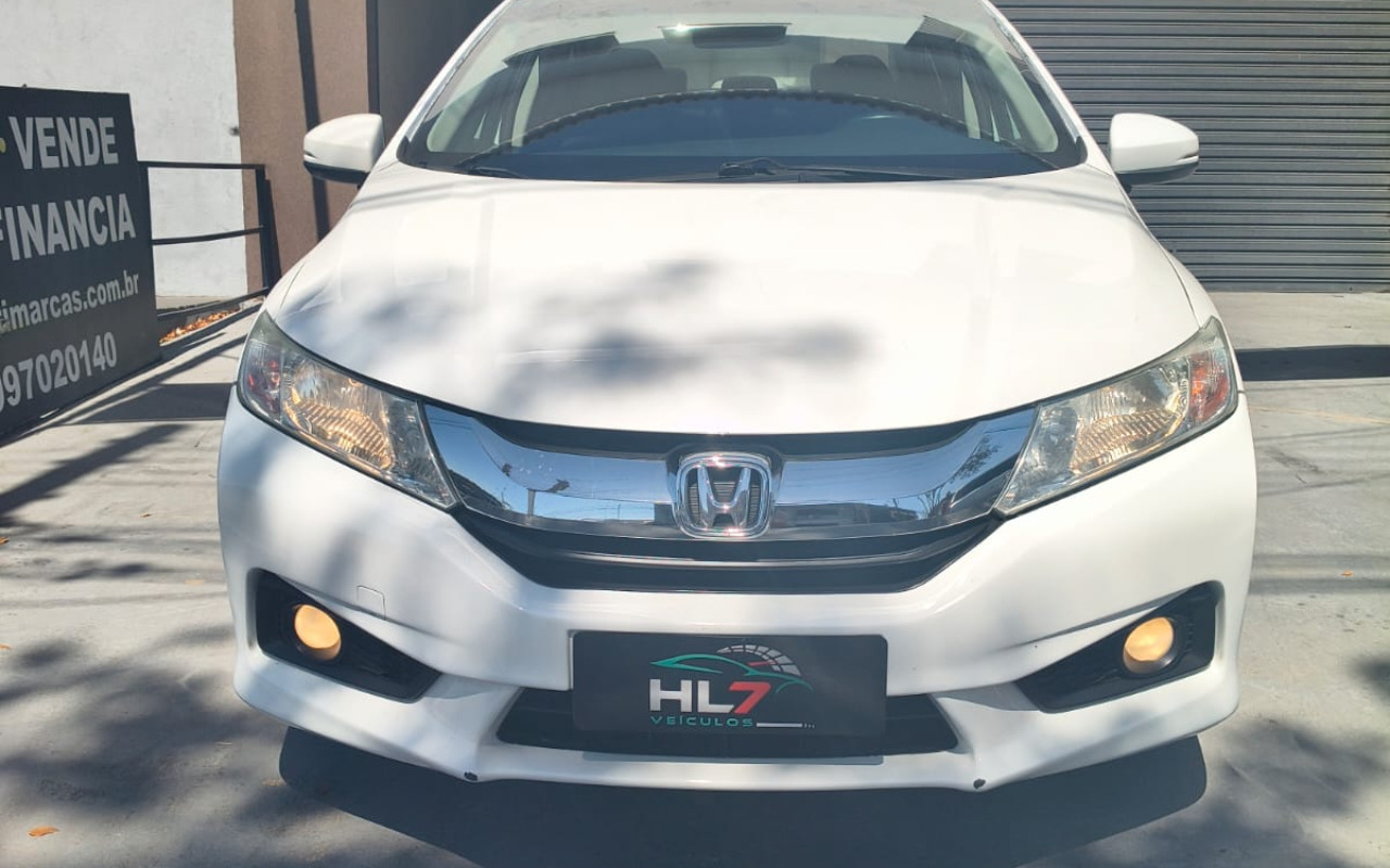 Honda City 2015 Branco — foto 1 de 3