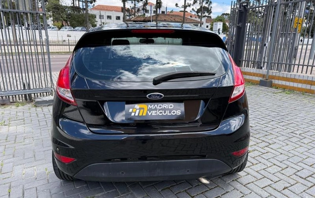 imagem-https://www.socarrao.com.br/sc-vehicle-images-prod/4401321/1792585412756-8586289_5_B_df7865a8a7.jpeg