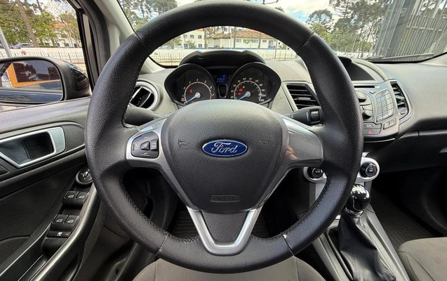 imagem-https://www.socarrao.com.br/sc-vehicle-images-prod/4401321/1792585412774-8586289_14_B_d24eba3e8d.jpeg