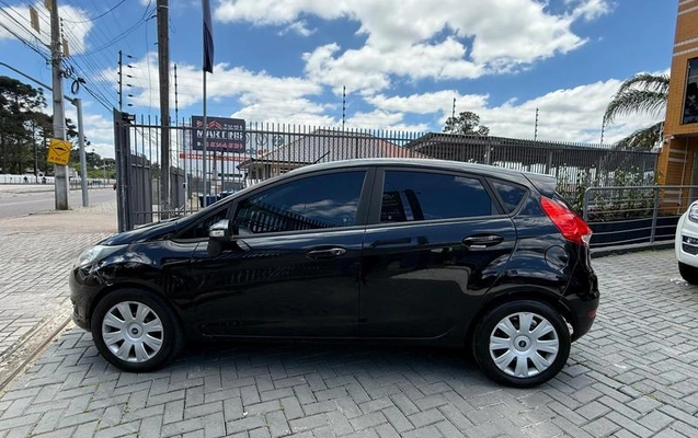 imagem-https://www.socarrao.com.br/sc-vehicle-images-prod/4401321/1792615661843-8586289_7_B_3ecefbe760.jpeg
