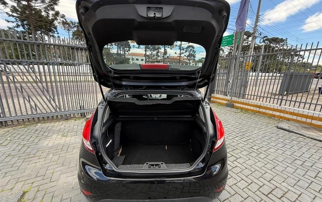 imagem-https://www.socarrao.com.br/sc-vehicle-images-prod/4401321/1792615661863-8586289_17_B_7beb78a0b3.jpeg