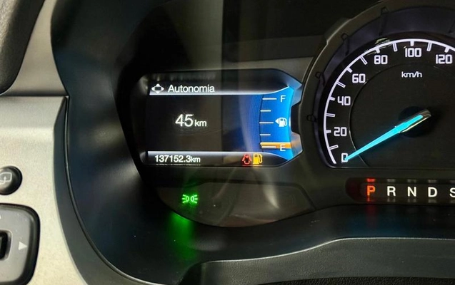 imagem-https://www.socarrao.com.br/sc-vehicle-images-prod/4401338/1792506824035-8443203_9_B_d7f30559e4.jpeg