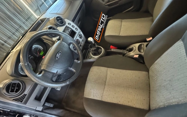 imagem-https://www.socarrao.com.br/sc-vehicle-images-prod/4401363/1792507072271-gb-e639bb4.jpeg