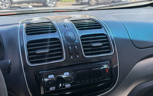 imagem-https://www.socarrao.com.br/sc-vehicle-images-prod/4401431/1792507616021-V2hhdHNBcHAgSW1hZ2UgMjAyNi0xMC0xOSBhdCAxNC4xMS4xOCAoMSkuanBlZw.jpeg