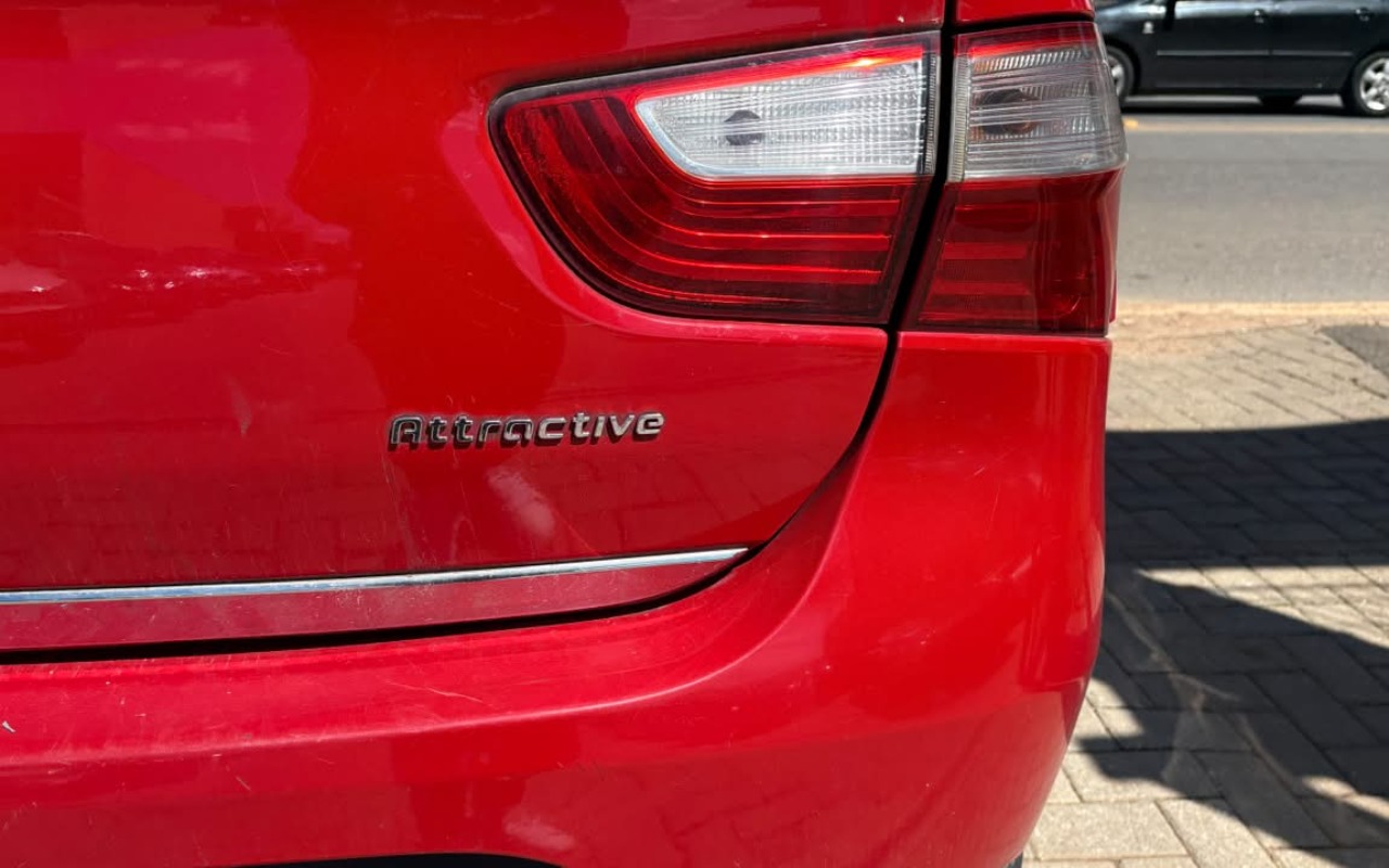 imagem-https://www.socarrao.com.br/sc-vehicle-images-prod/4401431/1792507616867-V2hhdHNBcHAgSW1hZ2UgMjAyNi0xMC0xOSBhdCAxNC4xMS4yMi5qcGVn.jpeg