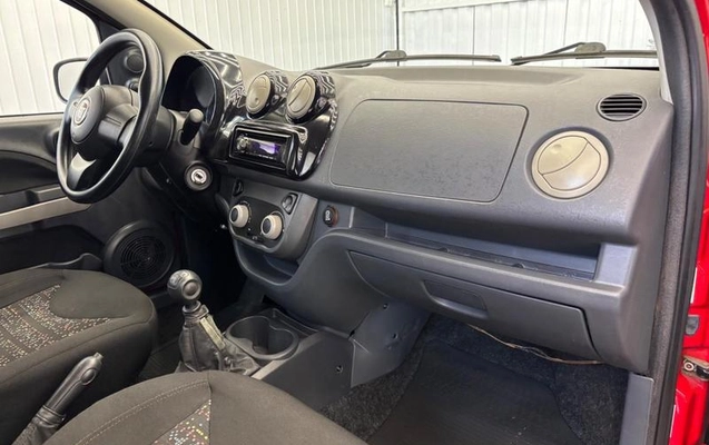 imagem-https://www.socarrao.com.br/sc-vehicle-images-prod/4401466/1792507934336-8522001_13_B_7ede4cabc8.jpeg