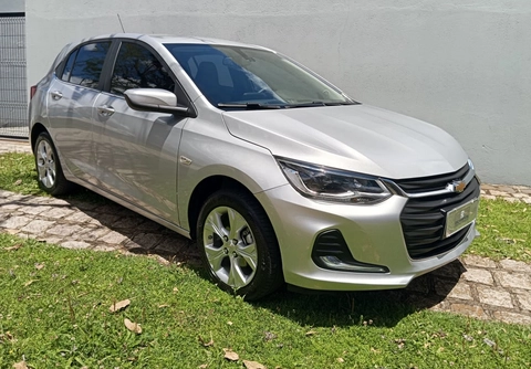 Chevrolet Onix 2021 Prata — foto 1 de 3