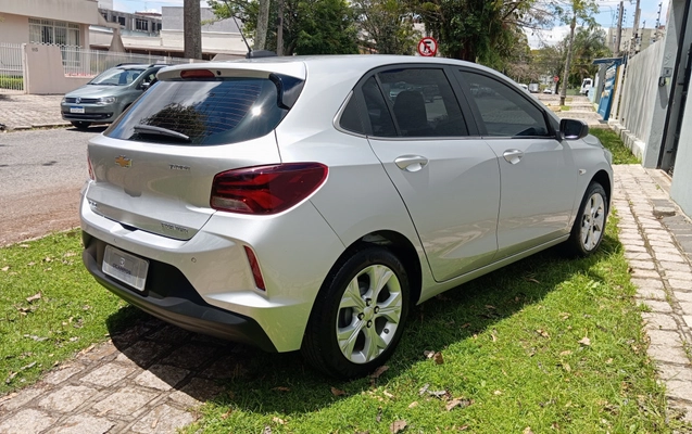imagem-https://www.socarrao.com.br/sc-vehicle-images-prod/4401485/1792508235414-vehicle_image_1792508106_df1fe8cc47262a95ecd555a4f267a515.jpeg