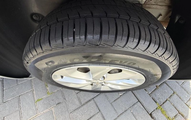imagem-https://www.socarrao.com.br/sc-vehicle-images-prod/4401508/1792585462951-8567686_18_B_9b1fdc6c77.jpeg