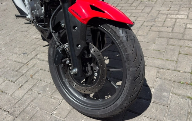 imagem-https://www.socarrao.com.br/sc-vehicle-images-prod/4401530/1792508410428-V2hhdHNBcHAgSW1hZ2UgMjAyNi0xMC0xOSBhdCAxMS41Mi4xMSAoMSkuanBlZw.jpeg