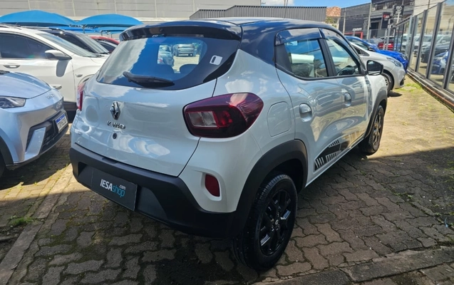 imagem-https://www.socarrao.com.br/sc-vehicle-images-prod/4401543/1792613547965-4Hn9rcrbVa59PjgtjHphQJ28yEOrTxu7.jpg