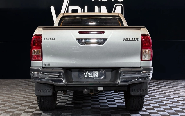 imagem-https://www.socarrao.com.br/sc-vehicle-images-prod/4401550/1792508555263-5_120110.jpg
