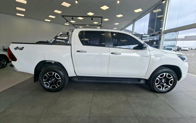 imagem-https://www.socarrao.com.br/sc-vehicle-images-prod/4401572/1792562163894-8fac510a-af13-44a4-a1df-80e9fb4308f720260921114914.jpeg