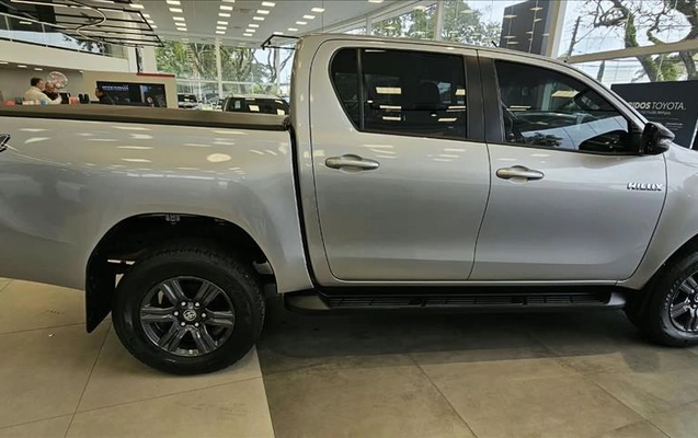 imagem-https://www.socarrao.com.br/sc-vehicle-images-prod/4401574/1792508743668-ff91a0c5-dc28-46b2-992f-bb2e93fd7f4320260921115058.jpeg