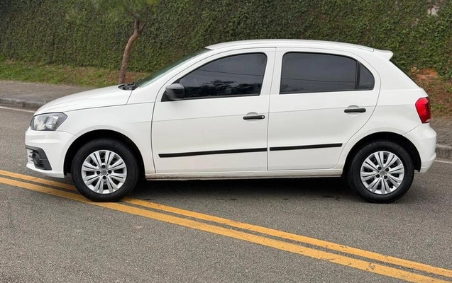 imagem-https://www.socarrao.com.br/sc-vehicle-images-prod/4401591/1792704936800-8585960_2_B_feb9b332fc.jpeg