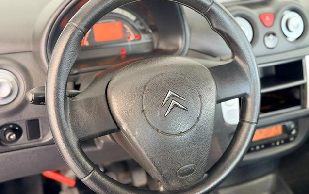 imagem-https://www.socarrao.com.br/sc-vehicle-images-prod/4401632/1792509263079-8570323_12_B_6c47d93446.jpeg