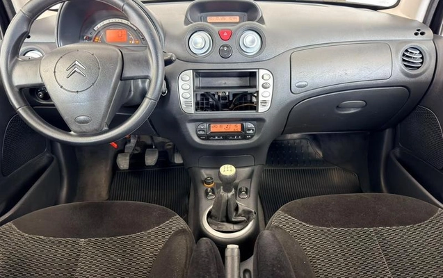 imagem-https://www.socarrao.com.br/sc-vehicle-images-prod/4401632/1792509263079-8570323_8_B_490c40be70.jpeg