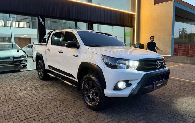 imagem-https://www.socarrao.com.br/sc-vehicle-images-prod/4401683/1792607628837-8586066_2_B_d312936d01.jpeg