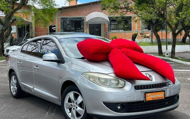 imagem-https://www.socarrao.com.br/sc-vehicle-images-prod/4401742/1792510256393-8569922_13_B_333216fa1a.jpeg