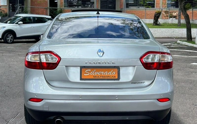 imagem-https://www.socarrao.com.br/sc-vehicle-images-prod/4401742/1792510256417-8569922_12_B_99a916b8f6.jpeg