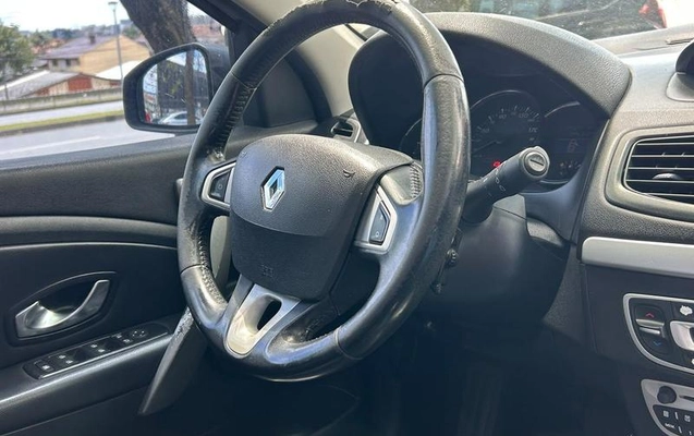 imagem-https://www.socarrao.com.br/sc-vehicle-images-prod/4401742/1792696171582-8569922_1_B_19b9482853.jpeg