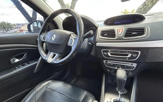 imagem-https://www.socarrao.com.br/sc-vehicle-images-prod/4401742/1792696171586-8569922_3_B_2035e035c3.jpeg