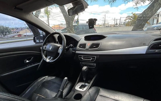 imagem-https://www.socarrao.com.br/sc-vehicle-images-prod/4401742/1792696171589-8569922_4_B_ed99bf0a51.jpeg