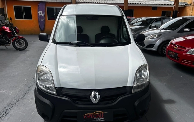 imagem-https://www.socarrao.com.br/sc-vehicle-images-prod/4401763/1792510434926-x2c8ZvRM0OxJH5qKKw2EGzCbOcZUzrT1.jpg