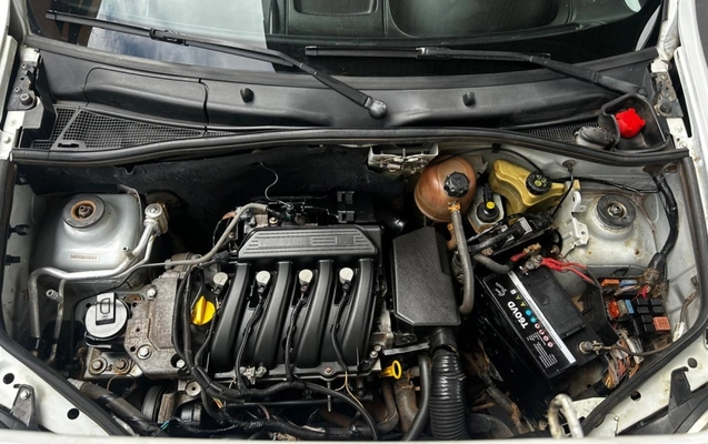 imagem-https://www.socarrao.com.br/sc-vehicle-images-prod/4401763/1792510434945-EAQaV3p6f4keTQnOZn2N9c6EtcwCOdE2.jpg