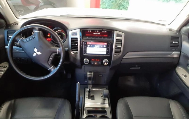 imagem-https://www.socarrao.com.br/sc-vehicle-images-prod/4401768/1792510458453-8587896_4_B_63ff0c316d.jpeg