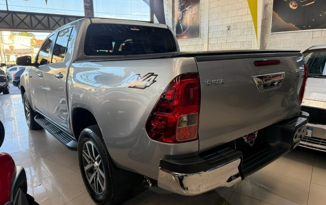 imagem-https://www.socarrao.com.br/sc-vehicle-images-prod/4401785/1792510603139-V2hhdHNBcHAgSW1hZ2UgMjAyNi0xMC0xOSBhdCAxNy4zNy41MC5qcGVn.jpeg