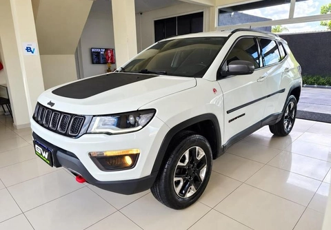 Jeep Compass 2018 Branco — foto 1 de 3