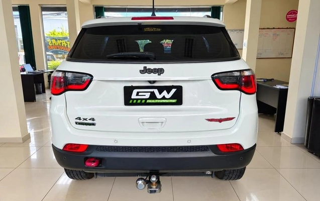 imagem-https://www.socarrao.com.br/sc-vehicle-images-prod/4401789/1792609009821-8571402_1_B_01a553c5fb.jpeg