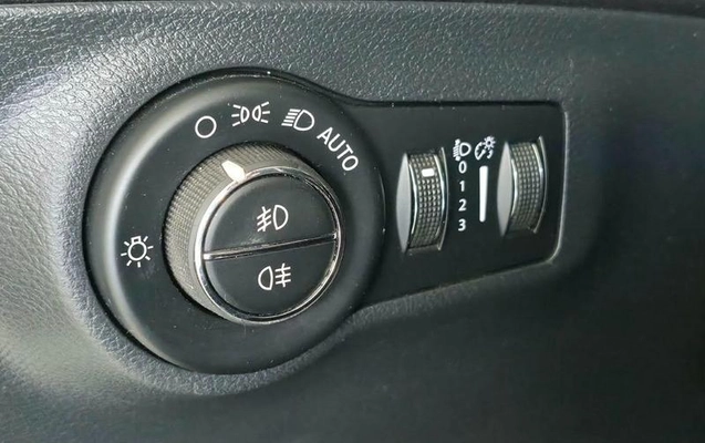 imagem-https://www.socarrao.com.br/sc-vehicle-images-prod/4401789/1792609009839-8571402_13_B_4d3787ce2e.jpeg
