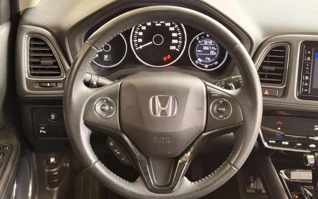 imagem-https://www.socarrao.com.br/sc-vehicle-images-prod/4401791/1792525317295-8582209_11_B_0fc4bf69d4.jpeg
