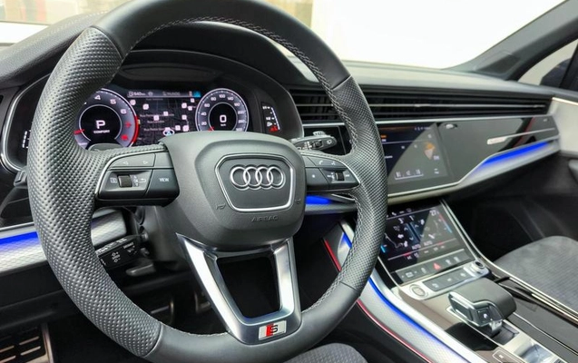 imagem-https://www.socarrao.com.br/sc-vehicle-images-prod/4401859/1792520285307-8587902_10_B_10e3bba823.jpeg