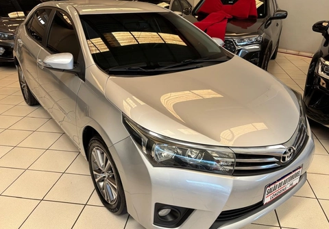 Toyota Corolla 2017 Prata — foto 1 de 3