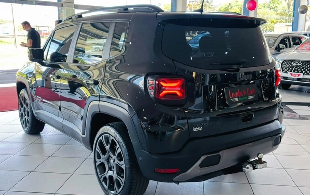 imagem-https://www.socarrao.com.br/sc-vehicle-images-prod/4401906/1792511910205-3_125804.jpg