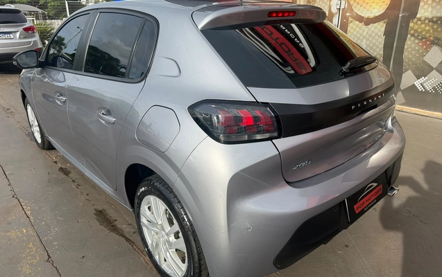 imagem-https://www.socarrao.com.br/sc-vehicle-images-prod/4401929/1792512016260-edbeca09518e4240867aaeb57f6740d6_1791319679590.jpg