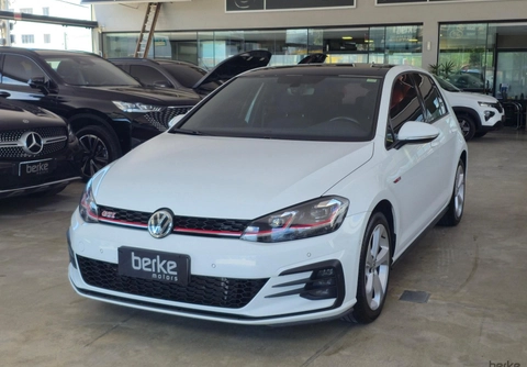 Volkswagen Golf 2019 Branco — foto 1 de 3