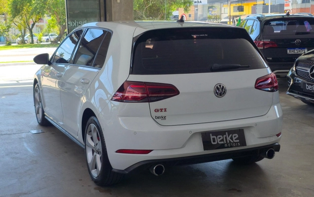 imagem-https://www.socarrao.com.br/sc-vehicle-images-prod/4401930/1792612626542-00de68db8a424de39fcc29833e257891_1792611749787.jpg