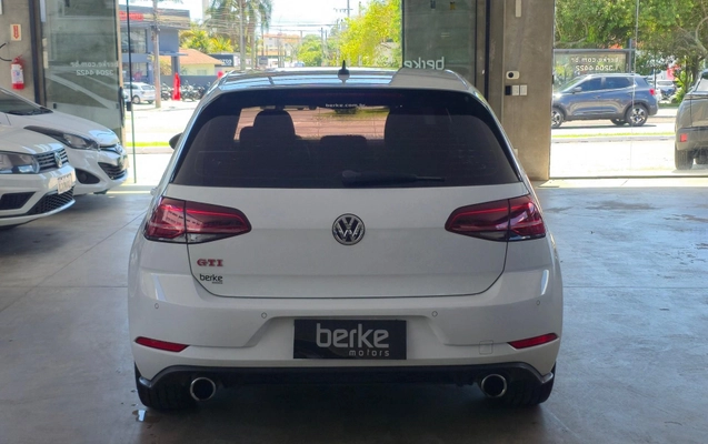 imagem-https://www.socarrao.com.br/sc-vehicle-images-prod/4401930/1792612626544-8aceea775f7e4e689083977aea201e3a_1792611749796.jpg