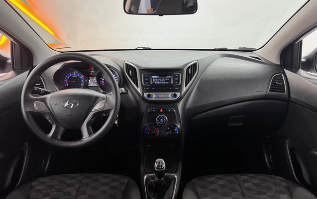 imagem-https://www.socarrao.com.br/sc-vehicle-images-prod/4401947/1792512088020-6bd70c22-3e6a-4c6a-b2c8-5bbf7fdede30.jpg
