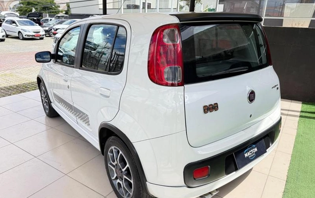 imagem-https://www.socarrao.com.br/sc-vehicle-images-prod/4401958/1792512278931-8587752_5_B_cebd1090ad.jpeg