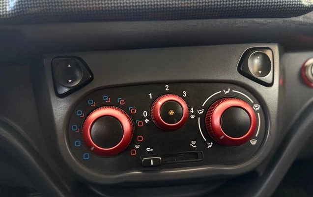 imagem-https://www.socarrao.com.br/sc-vehicle-images-prod/4401958/1792512278943-8587752_10_B_387dcef9df.jpeg