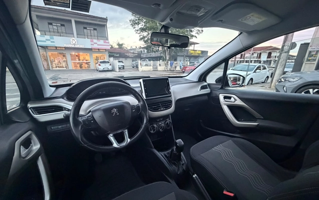 imagem-https://www.socarrao.com.br/sc-vehicle-images-prod/4401960/1792512168689-003_4fedb34f5e85db1a3eff2e43b262eafa.jpg