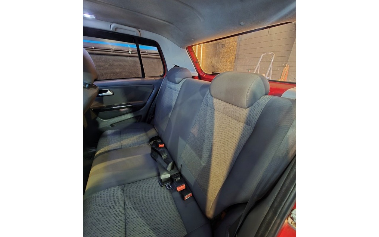imagem-https://www.socarrao.com.br/sc-vehicle-images-prod/4401995/1792512742313-OC00NjkxZThiYjU5YzlkN2U4YzEyOGQwZGEyODc1N2VlNi5qcGc.jpg