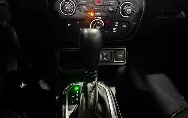 imagem-https://www.socarrao.com.br/sc-vehicle-images-prod/4402062/1792603237784-8588075_14_B_0013dd3bbe.jpeg