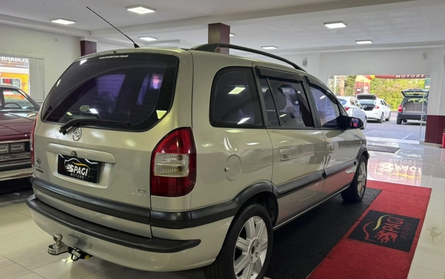 imagem-https://www.socarrao.com.br/sc-vehicle-images-prod/4402178/1792527773713-vehicle_image_1792527698_3b49f3014925159734628d68f052d446.jpeg